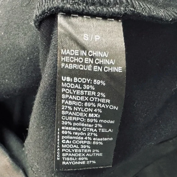 White House Black Market Black Moto Jacket Women’s Coated Denim Size Small - Picture 8 of 8